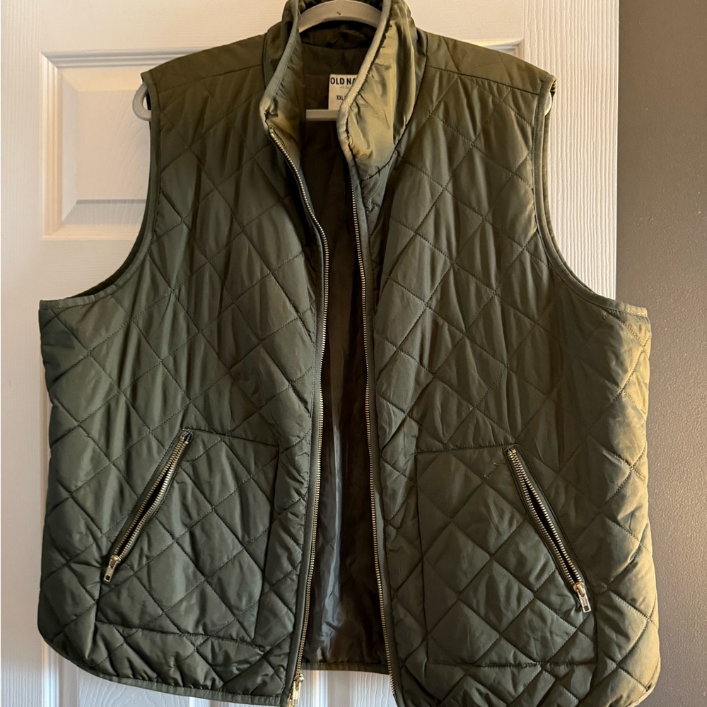 Old Navy Green Quilted Vest with Zipper Details